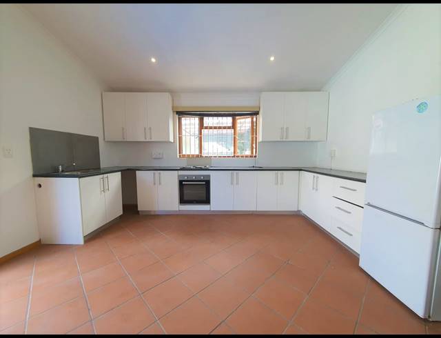 1 BEDROOM APARTMENT TO LET IN THORNTON